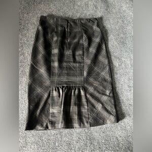 New York & Company 7th Avenue Design Studio Gray Plaid Pencil Skirt Sz 10 Plead